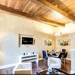 Spanish Steps Boutique Apartment