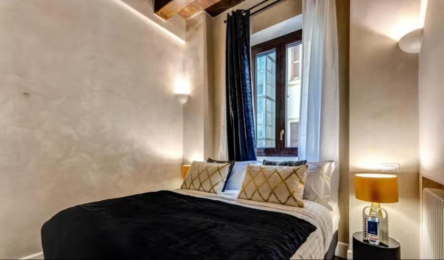 Spanish Steps Boutique Apartment *